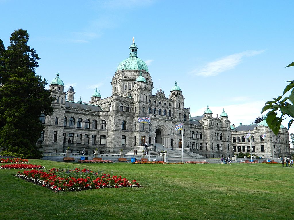 The NDP government of British Columbia is investing substantial funds to improve the condition and energy-efficiency of the province's social housing stock, while hopefully also reducing long term energy costs. Photo by Weixi Zeng via Panoramio.