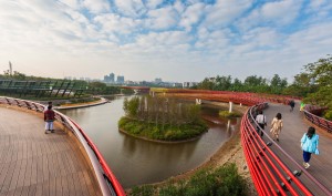 Landscape of the Year 2015 went to Yanweizhou Park in China, a project by Turenscape International.