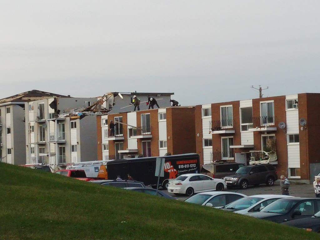 The windstorm that afflicted North America last spring caused the most insured damage of the year, according to the Insurance Bureau of Canada. Photo by Roc 1981 via Wikimedia Commons.