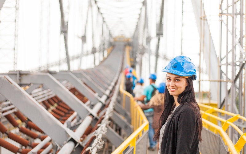 CTBU has announced a new program to increase the number of women in skilled trades by 30%. Photo by Claudio Hirschberger via Unsplash.