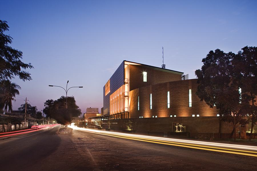 MacKay-Lyons Sweetapple Architects designed the Canadian Chancery and Official Residence in Dhaka, Bangladesh in 2009. Photo by Steven Evans