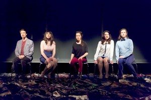 Julie Carrier-Prévost, Laurence Dauphinais, Francis Ducharme, Mickaël Gouin , Ève Pressault dans Cinq visages pour Camille Brunelle