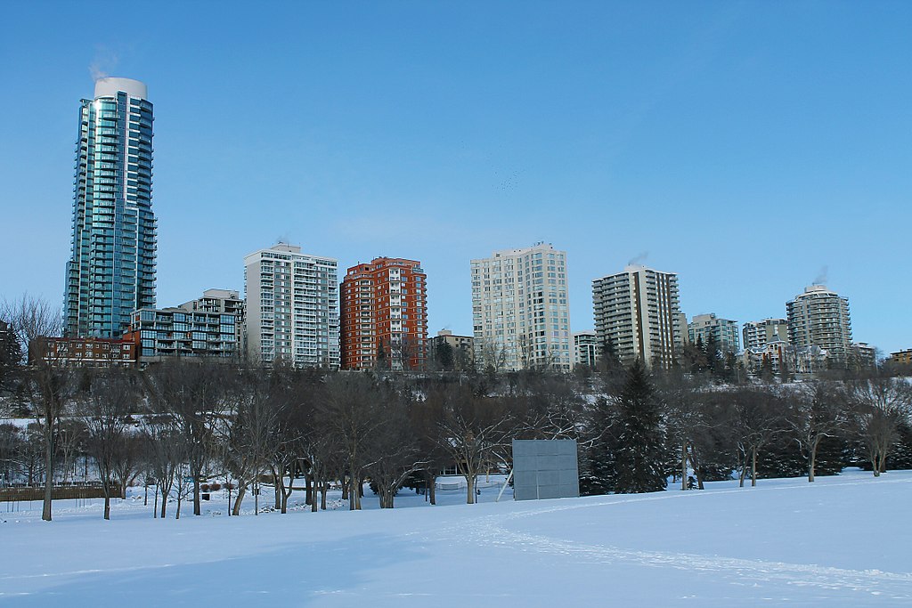 A new study finds most Canadian cities lack adequate climate change plans. Edmonton photo by formulanone via Flickr Commons.