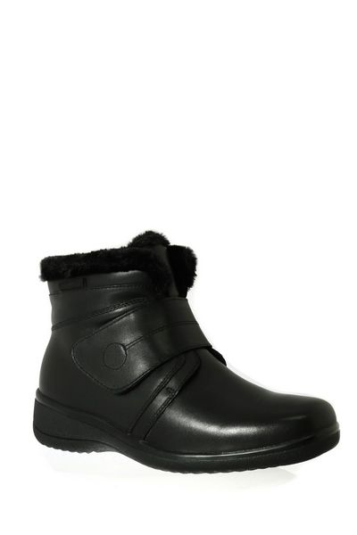 magasin de chaussures pour pieds larges