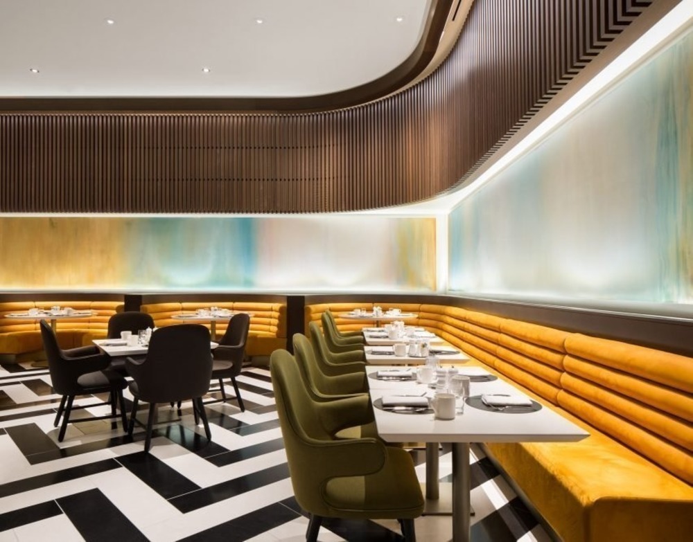 Fairmont Queen Elizabeth, MASSIVart, Sid Lee