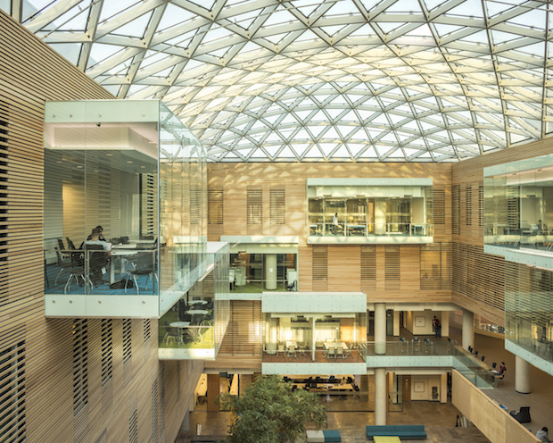 Lazardis Hall, Civic Trust Award, Diamond Schmitt