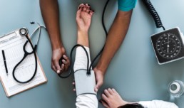 Avoid long ER wait times by seeing your physician
