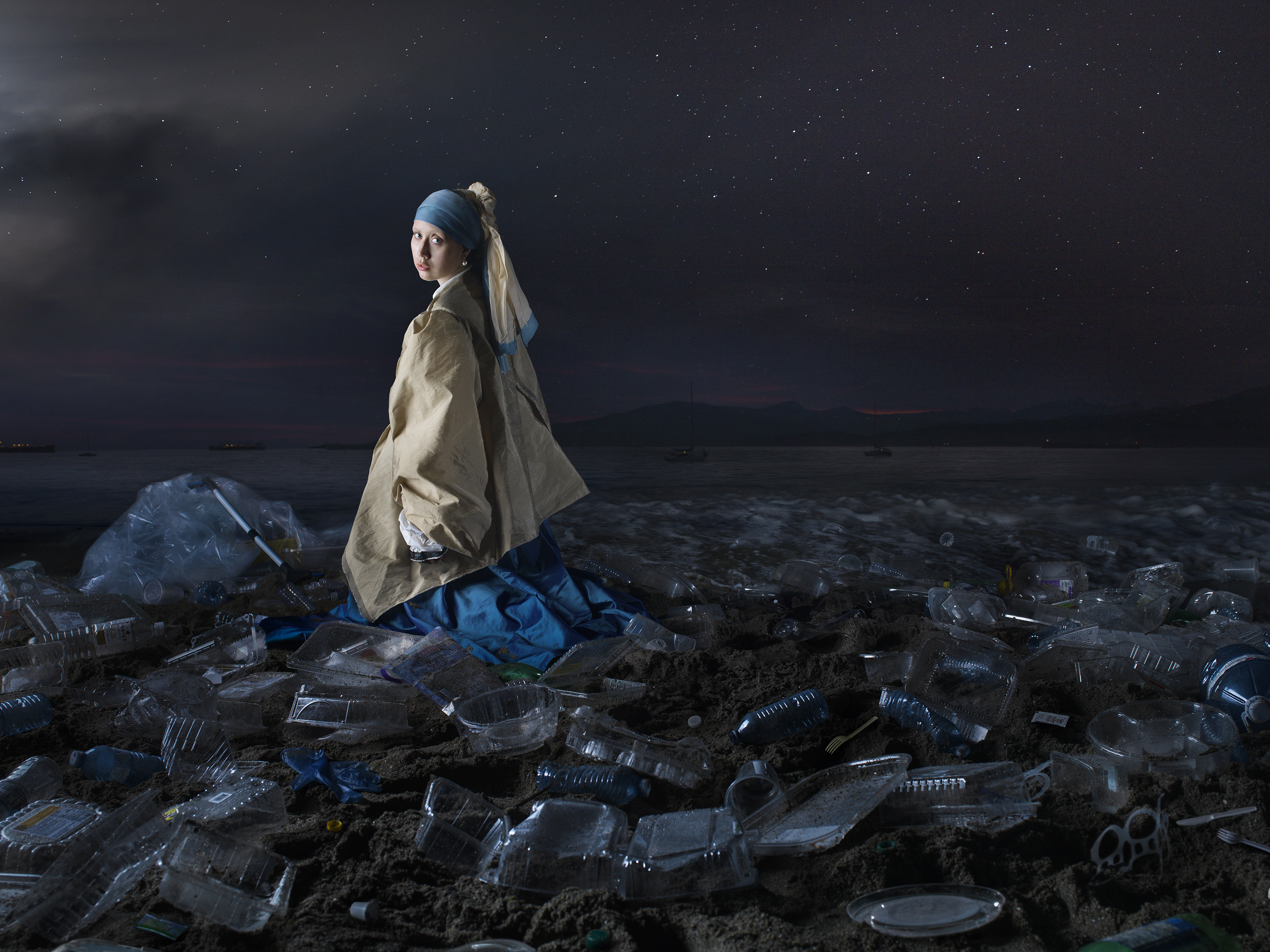 Dina Goldstein Mistresspieces fotografia arte contemporanea critica sociale, Dina Goldstein e “Mistress Pieces”: quando la storia dell’arte denuncia le crisi del mondo contemporaneo