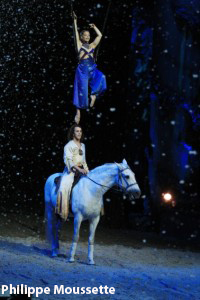 Cavalia, un numéro de voltige sur cheval