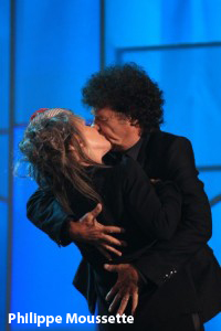 Robert Charlesbois a embrassé Diane Dufrène