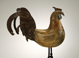Coq de croix de chemin, artisan inconnu, entre 1850 et 1923, SMCC 77-943 Coq de croix de chemin, artisan inconnu, entre 1850 et 1923, SMCC 77-943