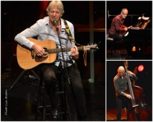 Yves Duteil, Angélo Zurzolo au piano, Gilles Bioteau à la contrebasse