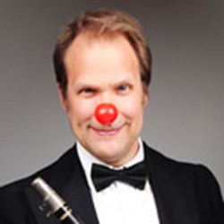 Christopher Hall, humoriste