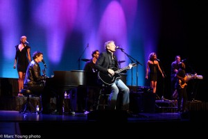 Michael Bolton avec ses musiciens © photo: Marc Young