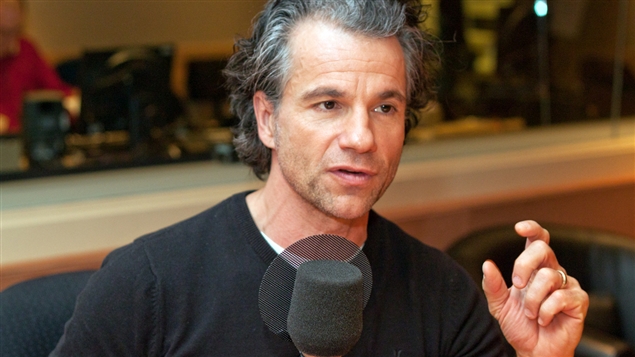 Bruno Pelletier - Regarde autour