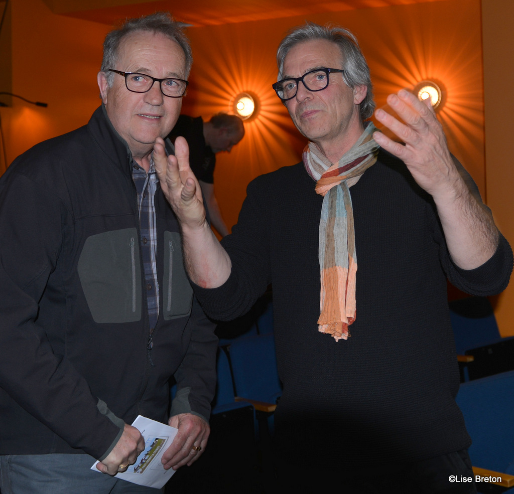 André Barrette maire de la municipalité de Natashquan, et Bernard Roy