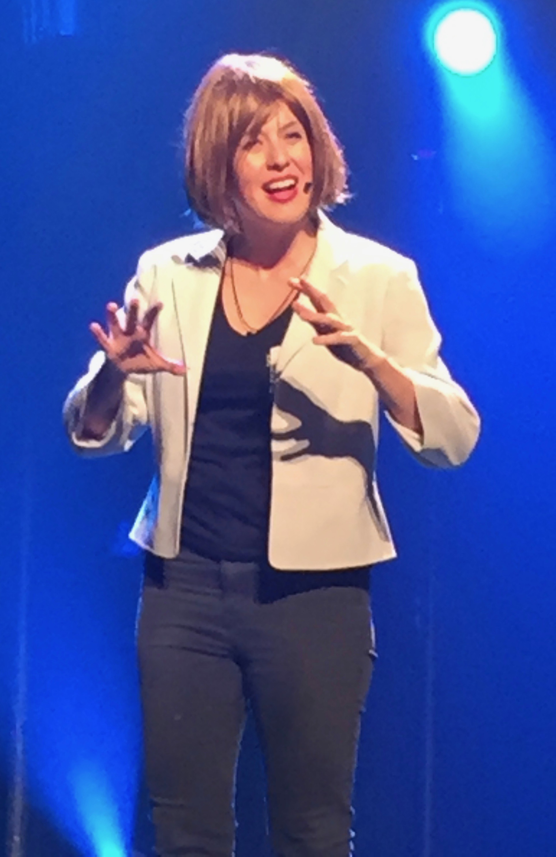 Une fausse Chantal Lacroix