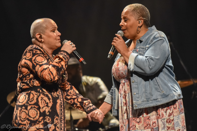 Kim Richardson et Lulu Hugues