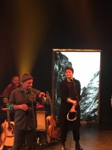 Juste Robert et Laura Babin, en arrière (Fred Desroches)