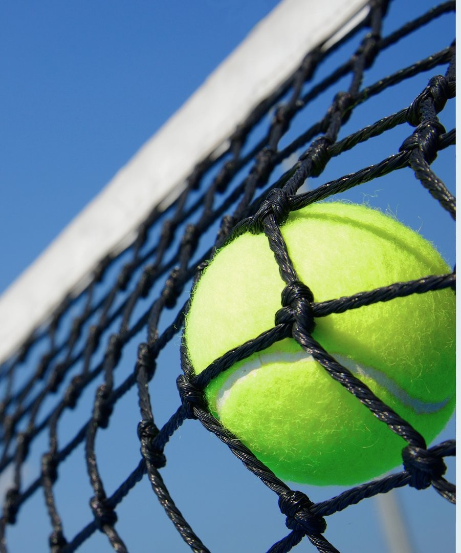 Les terrains de tennis en terre battue du parc Maurice-Richard sont désormais fermés jusqu’à nouvel ordre.