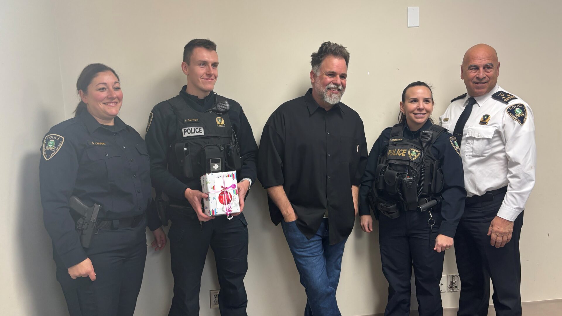 L’arbre de la communauté est un projet chapeauté par le Service de police. Photo Médialo Pierre Chartier.