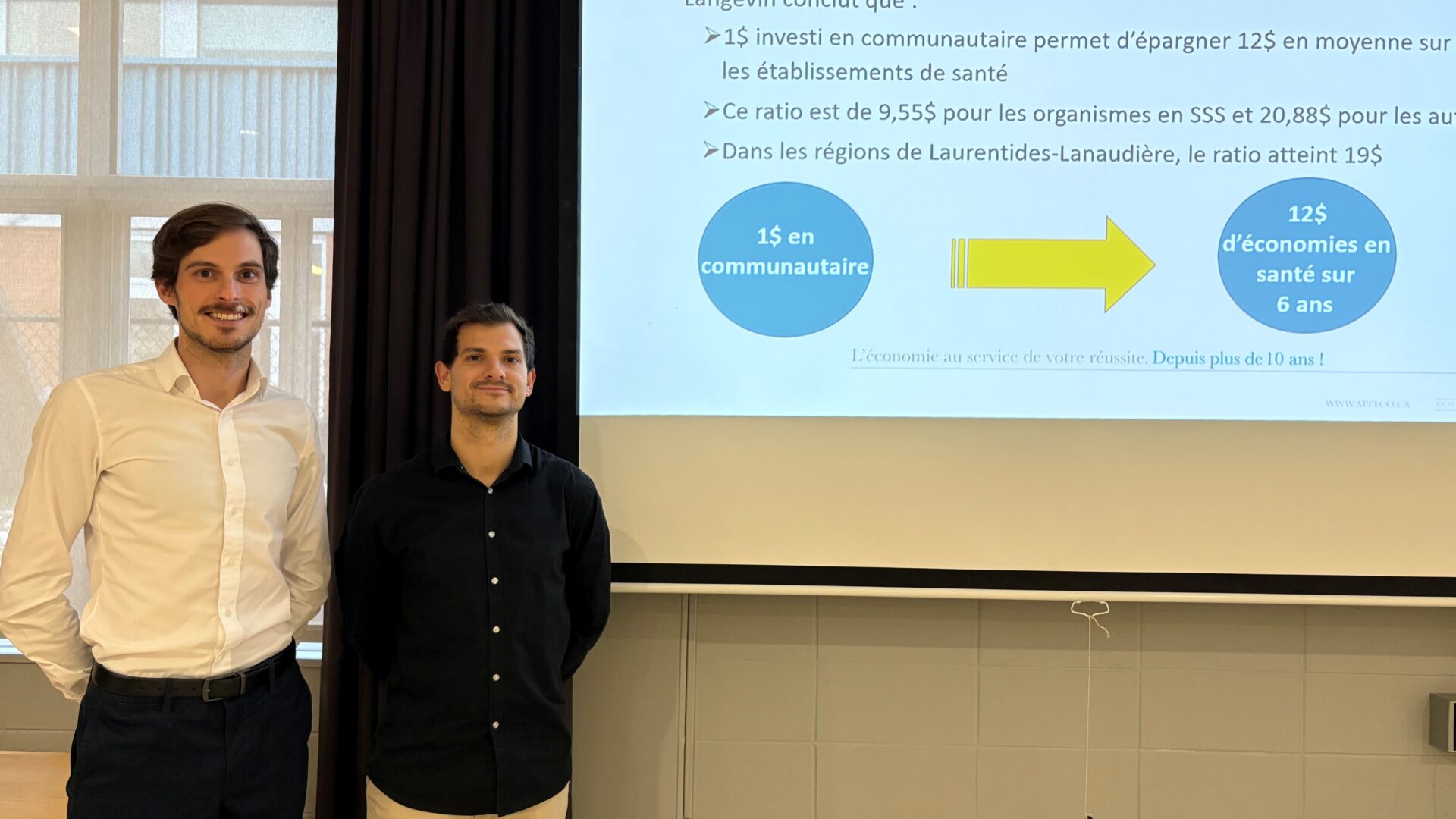 Julien McDonald Guimond, économiste de la firme AppEco, et Félix Rousseau-Martin, agent de développement à la CDC MRC de L'Assomption. (Photo Médialo - Marie-Christine Gaudreau)
