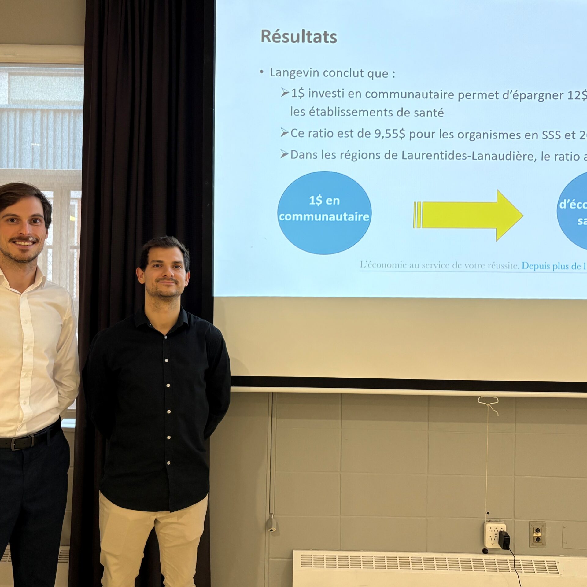 Julien McDonald Guimond, économiste de la firme AppEco, et Félix Rousseau-Martin, agent de développement à la CDC MRC de L'Assomption. (Photo Médialo - Marie-Christine Gaudreau)