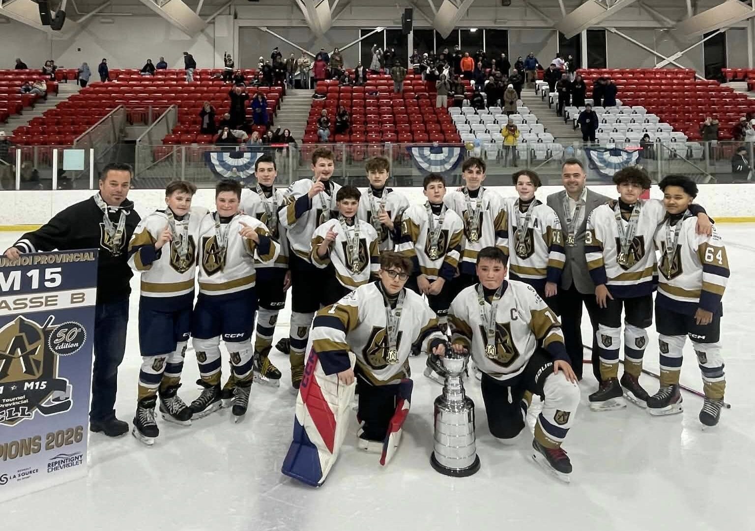 Les moins de 15 ans, niveau B, des Ambassadeurs 1 du CLL sont sortis vainqueurs de leurs affrontements. (Photo gracieuseté)