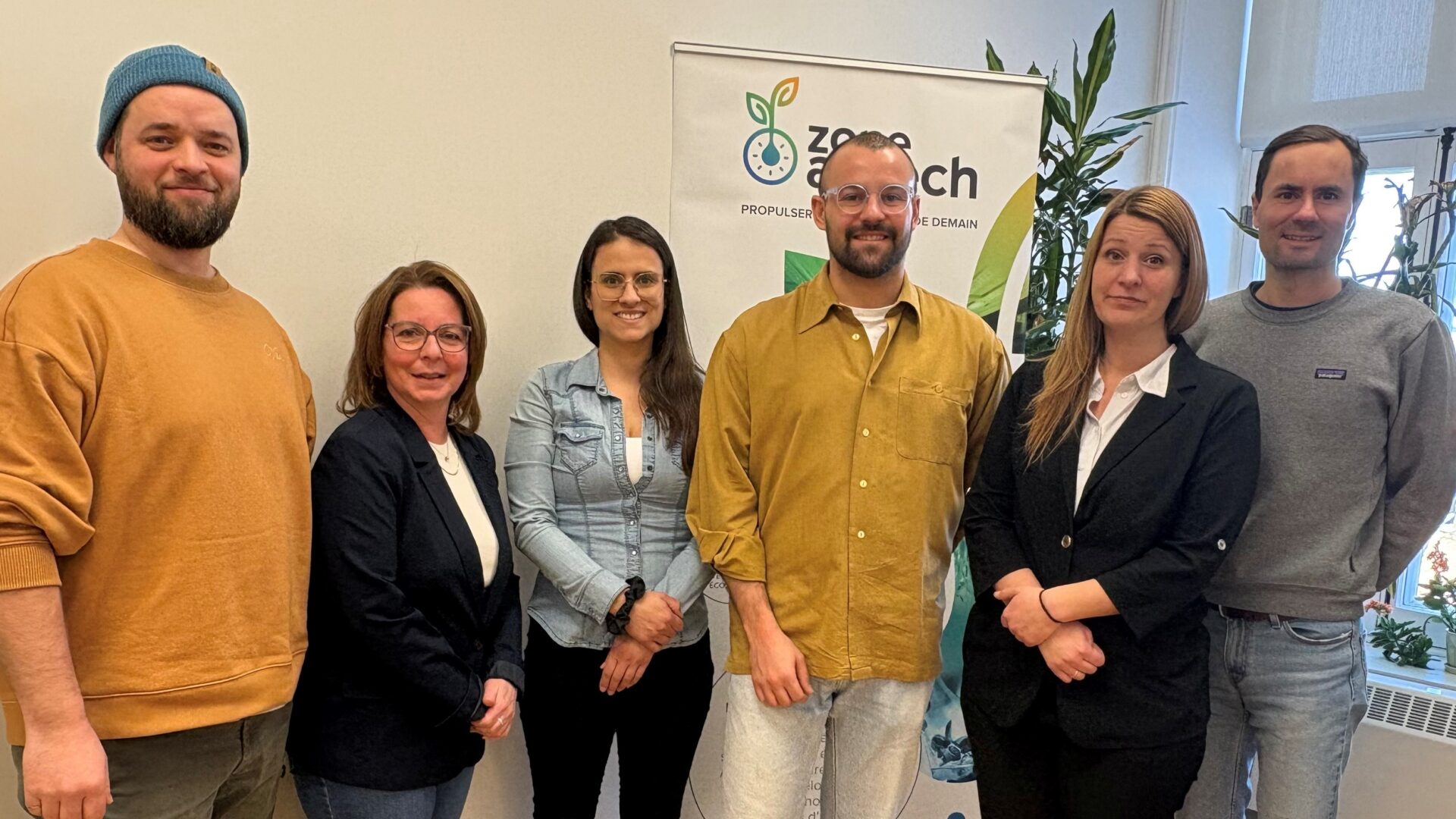 À la Zone Agtech, 4 des 9 employés sont issus de l'immigration. Seul un d'entre eux détient sa résidence permanente. (Photo Médialo - Marie-Christine Gaudreau)