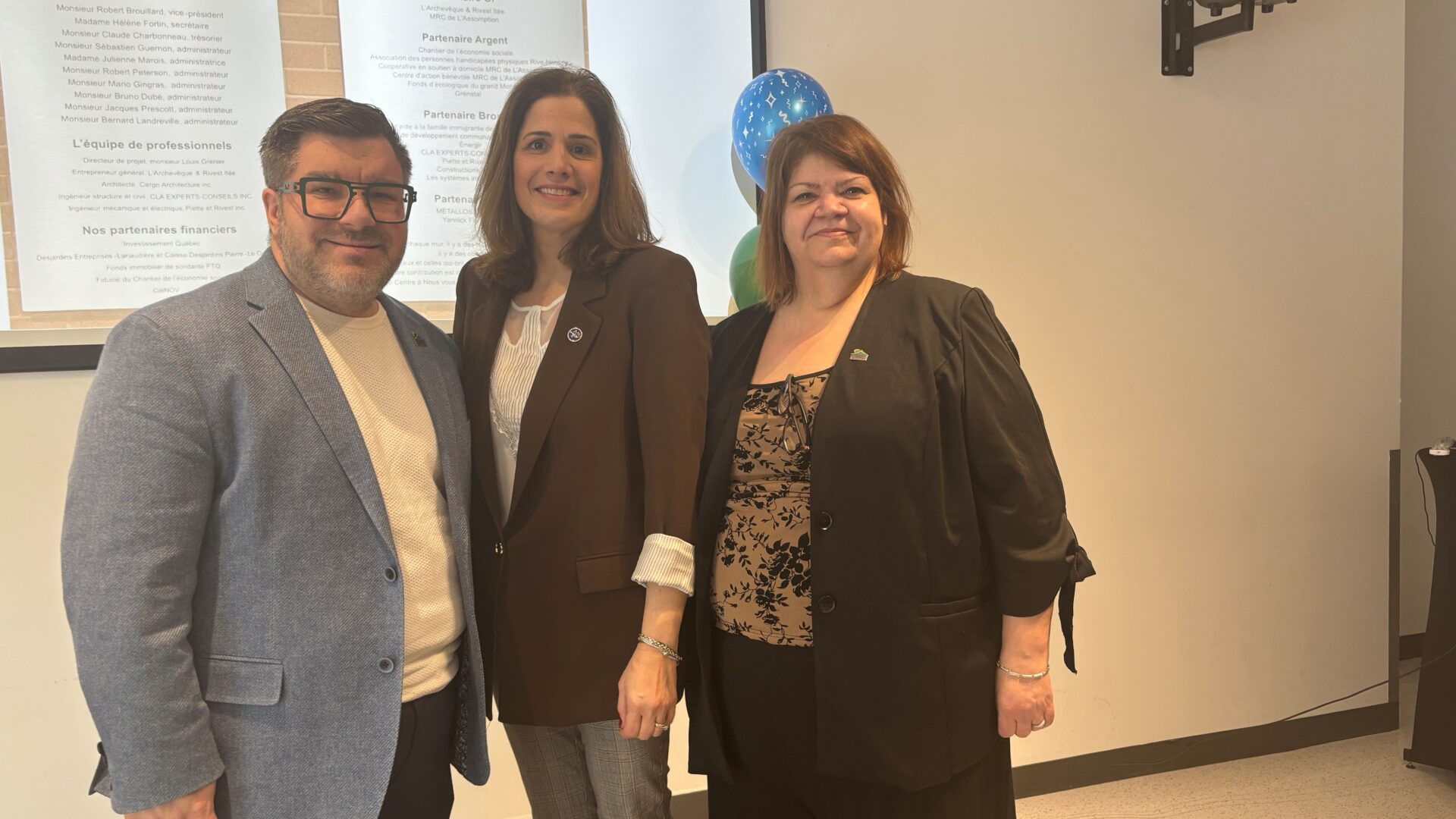 C’est dans la salle Mario-Morais que s’est déroulé le point de presse. Photo Médialo Pierre Chartier.