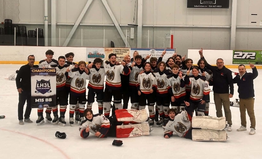 La Structure CLL (Charlemagne, l’Assomption, Legardeur) – Repentigny-Berthierville a atteint les quarts-de-finale à la Coupe Chevrolet. Photo gracieuseté AHM Repentigny.