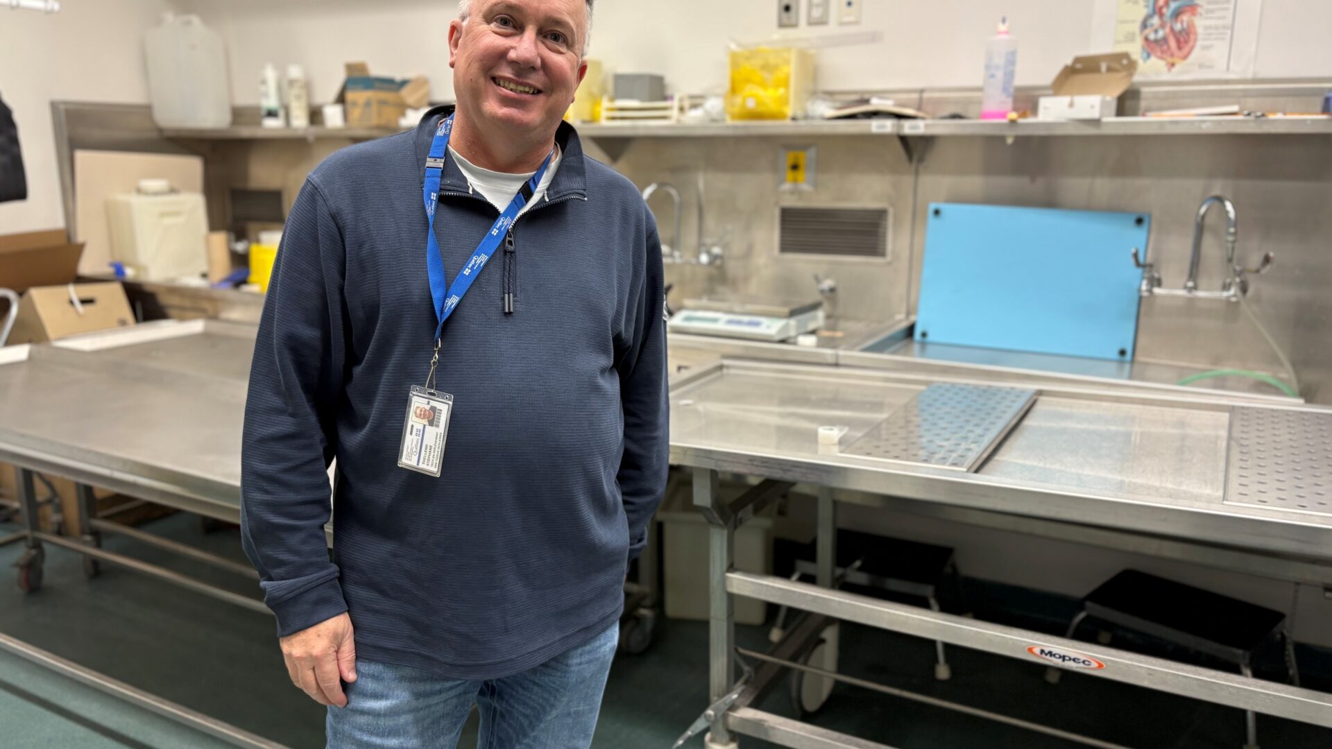 Le prélèvement de tissus humains est un art en soi.  Photo Médialo Marie-Christine Gaudreau.