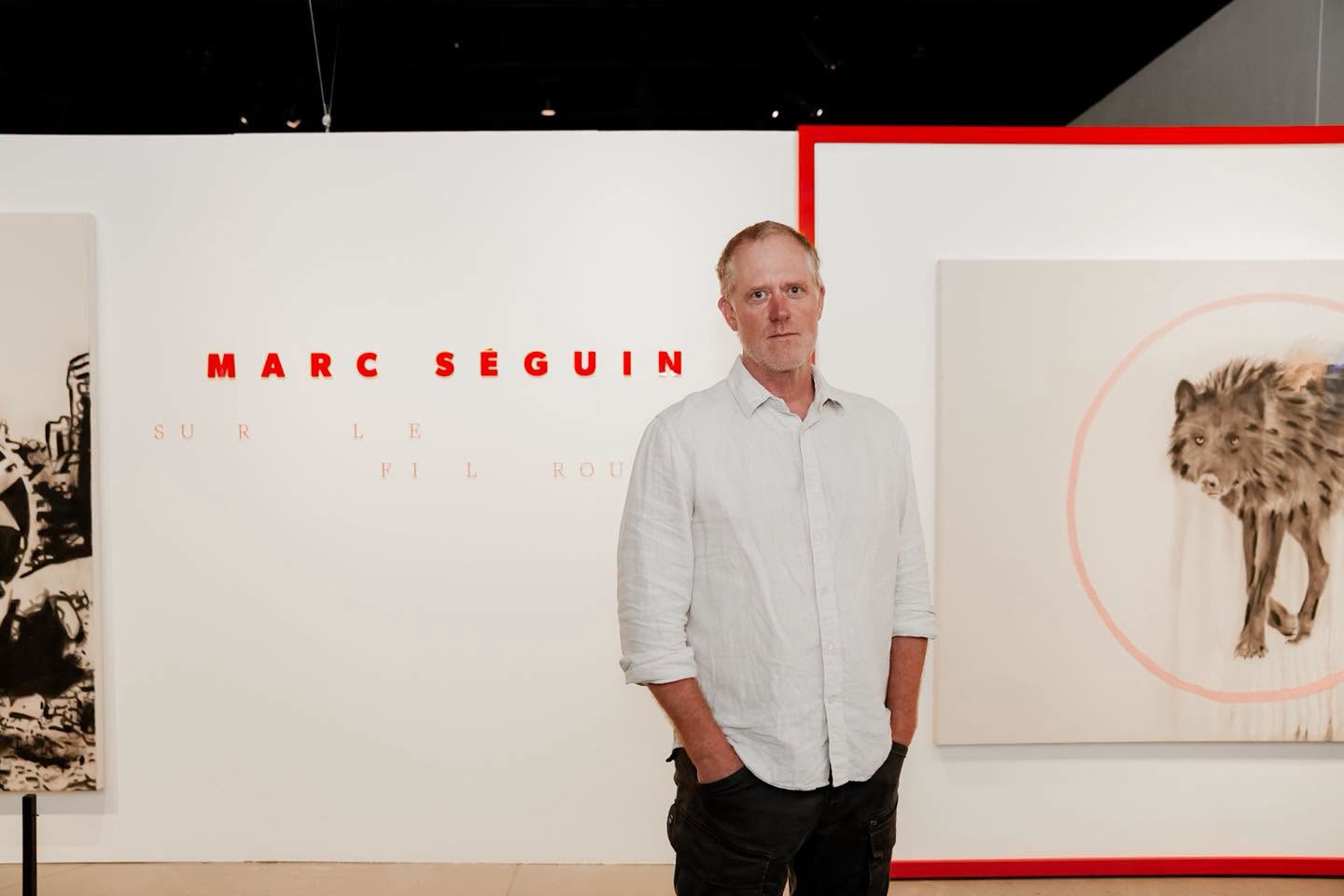 Marc Séguin au Centre d'art Diane-Dufresne pour l'exposition Sur le fil rouge. Photo gracieuseté