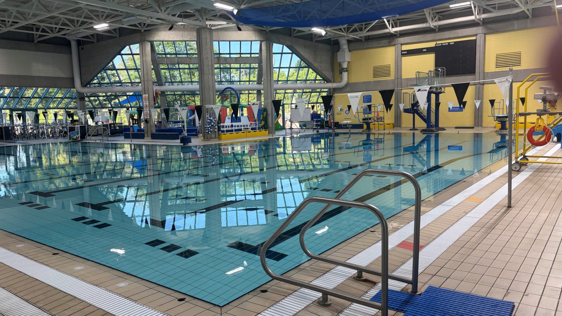 Des travaux importants au Centre aquatique Jacques-Dupuis. Crédit photo  Médialo Pierre Chartier.