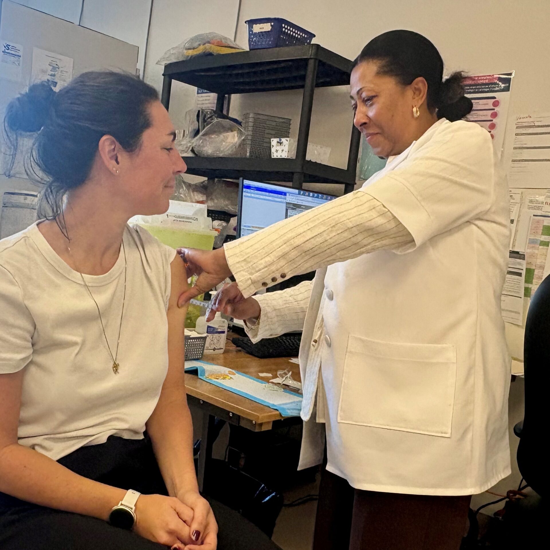 Dans Lanaudière, 83 vaccinateurs sont mobilisés dans les points de services locaux, les centres hospitaliers et les  (Photo Médialo - Marie-Christine Gaudreau)