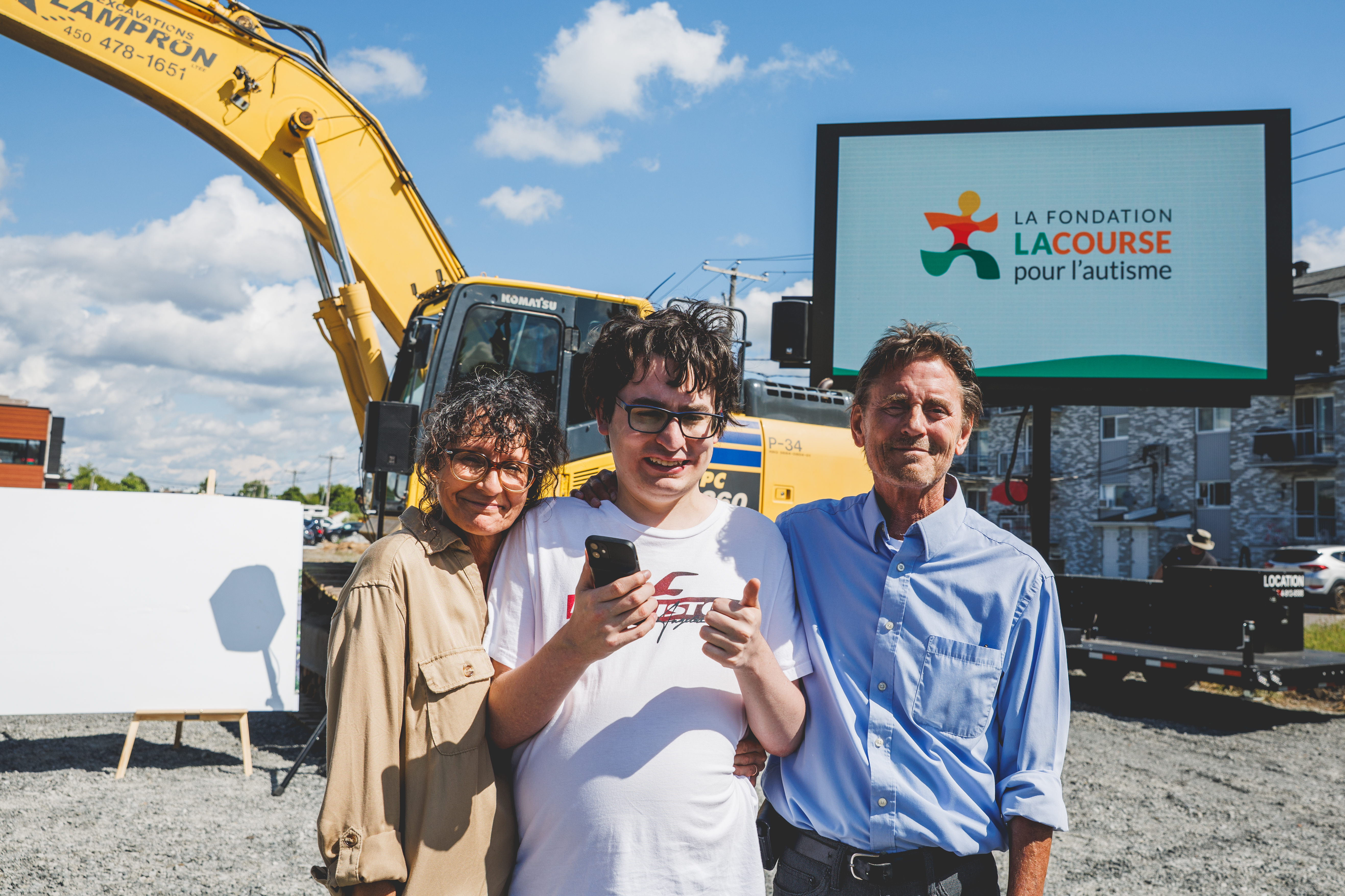 Francis lacourse et ses parents Claude Lacourse et Marlene Francis.