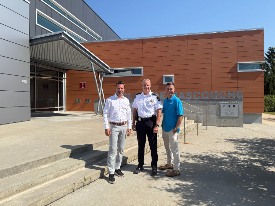 Jasmin Savard, directeur général de Mascouche, Sylvain Chevalier et Guillaume Tremblay. (Photo gracieuseté)