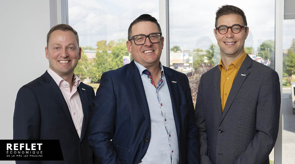 Le directeur général Alexandre Bourdeau, le préfet Mathieu Traversy et le préfet suppléant Guillaume Tremblay sont fiers du travail accompli par la MRC pour stimuler l’économie moulinoise et ils entendent en faire plus encore. Photo Sébastien Arbour