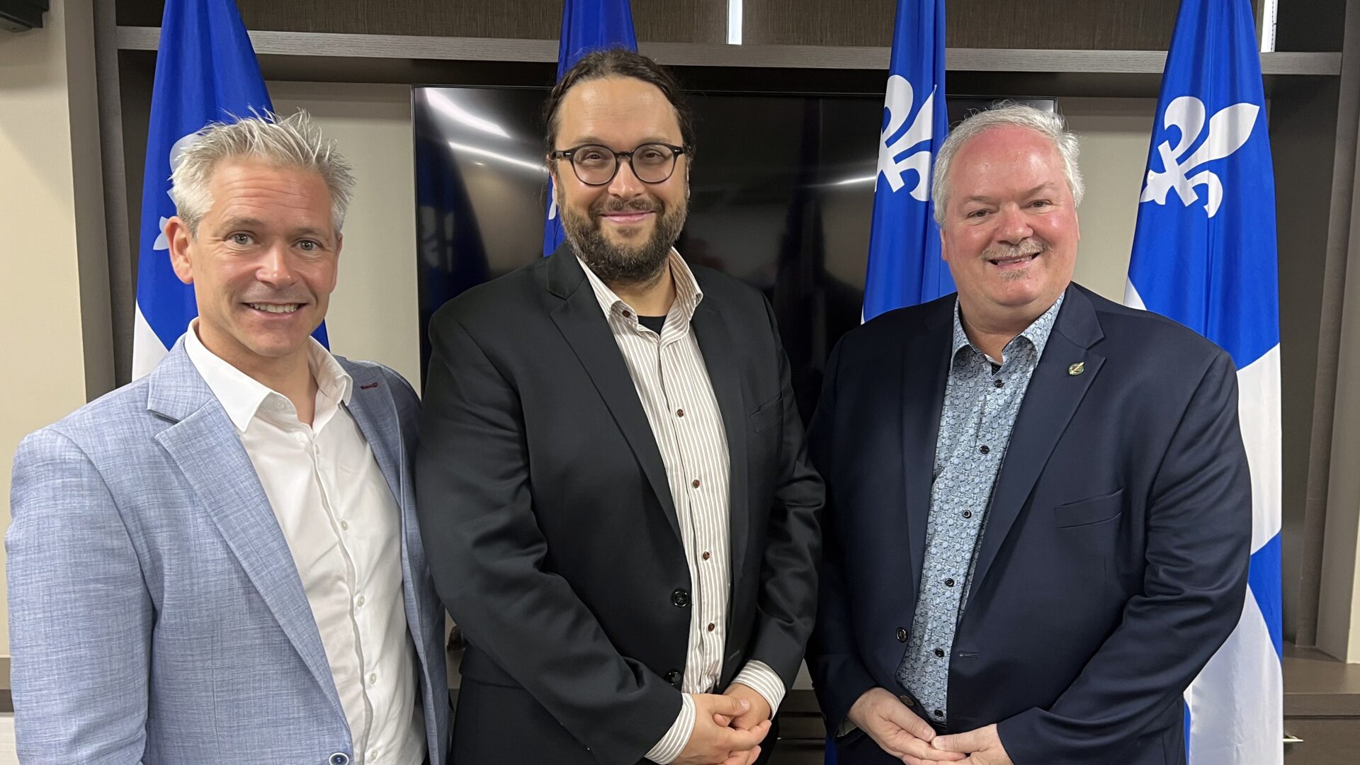 Les députés du Bloc Québécois, Patrick Bonin, Gabriel Ste-Marie et Luc Thériault. Photo gracieuseté.
