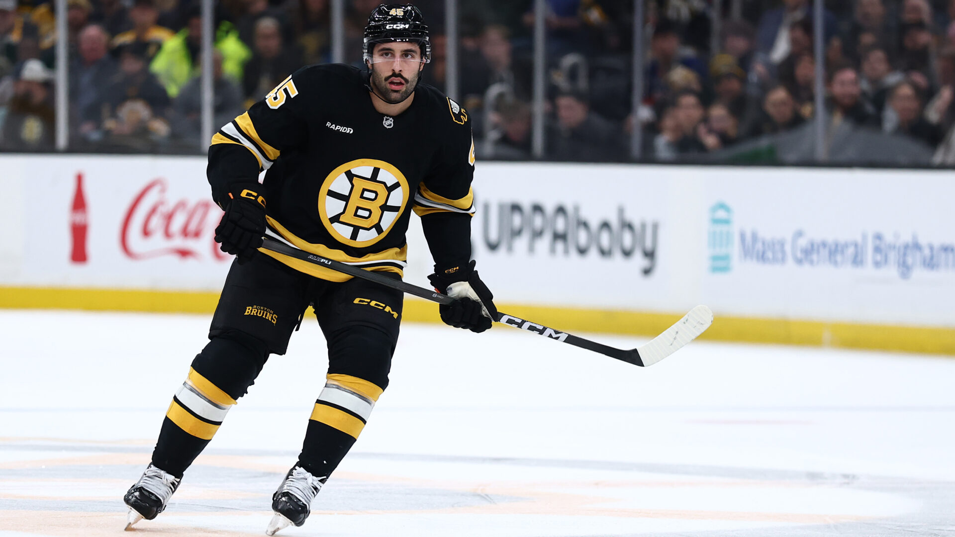 Jonathan Aspirot lors d’un match avec les Bruins de Boston le 28 octobre 2025. Photo Maddie Meyer/Getty Images 