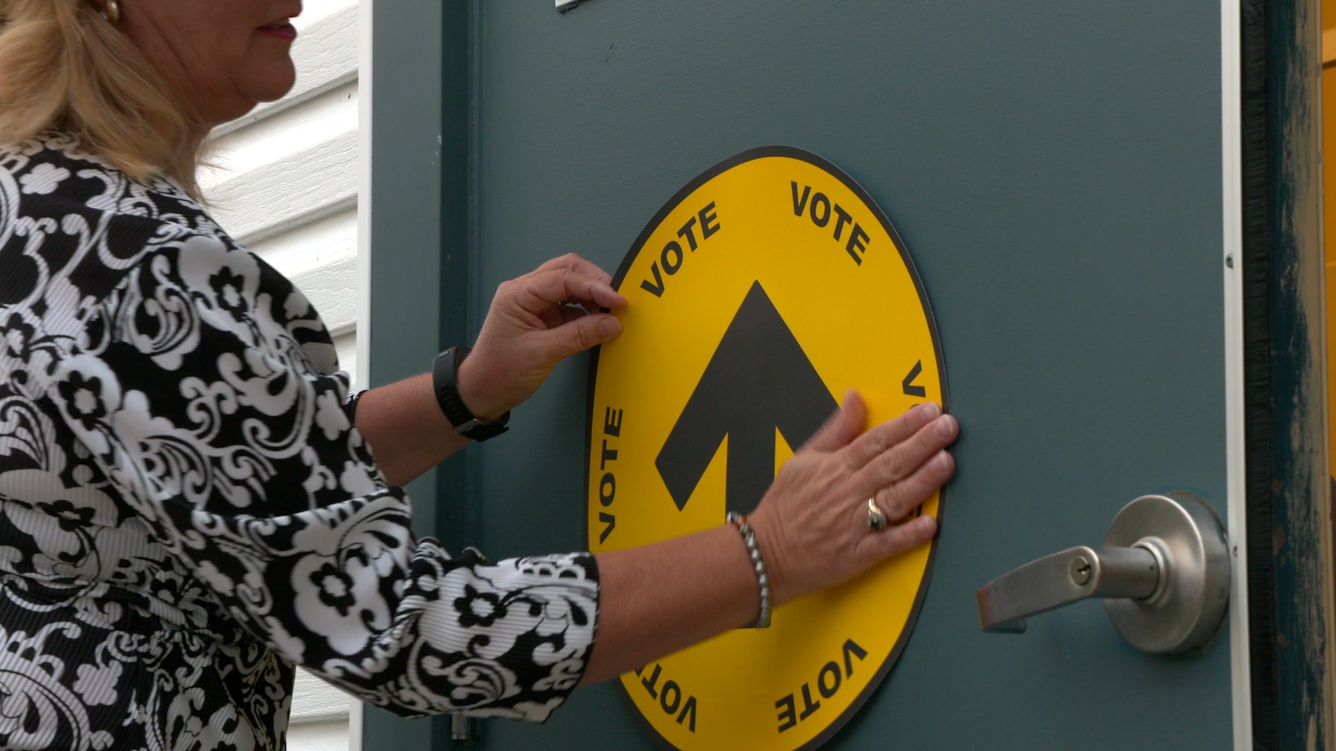 Les bureaux de vote par anticipations sont maintenant ouverts. (Photo Élections Canada - Archives)