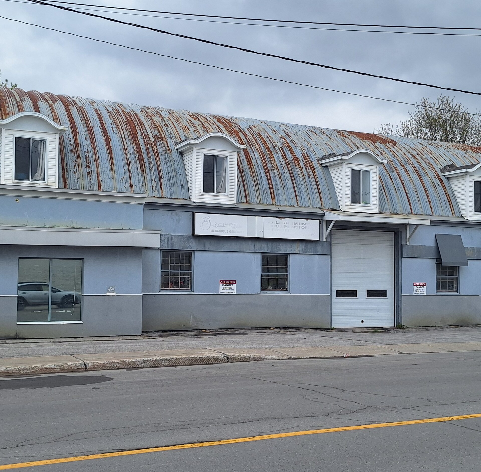 Il est prévu de démolir le bâtiment situé au 969, boulevard de Terrebonne, dans le but de développer des triplex. (Photo Médialo - Raphaël Isselet)