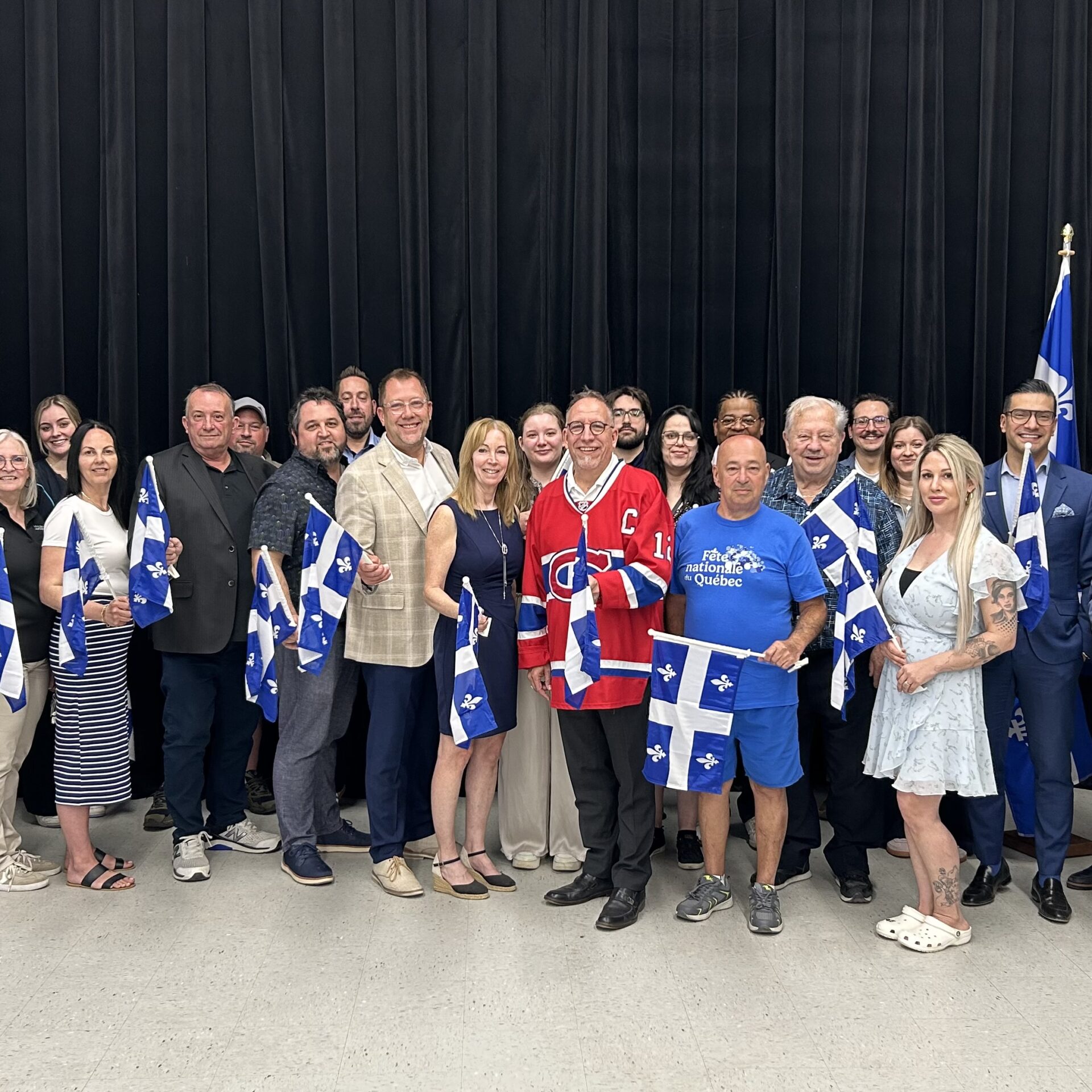 Les dignitaires et partenaires de la Fête nationale de Saint-Lin-Laurentides lors du lancement. Photo Médialo – Sabrina Quesnel-Bolduc  