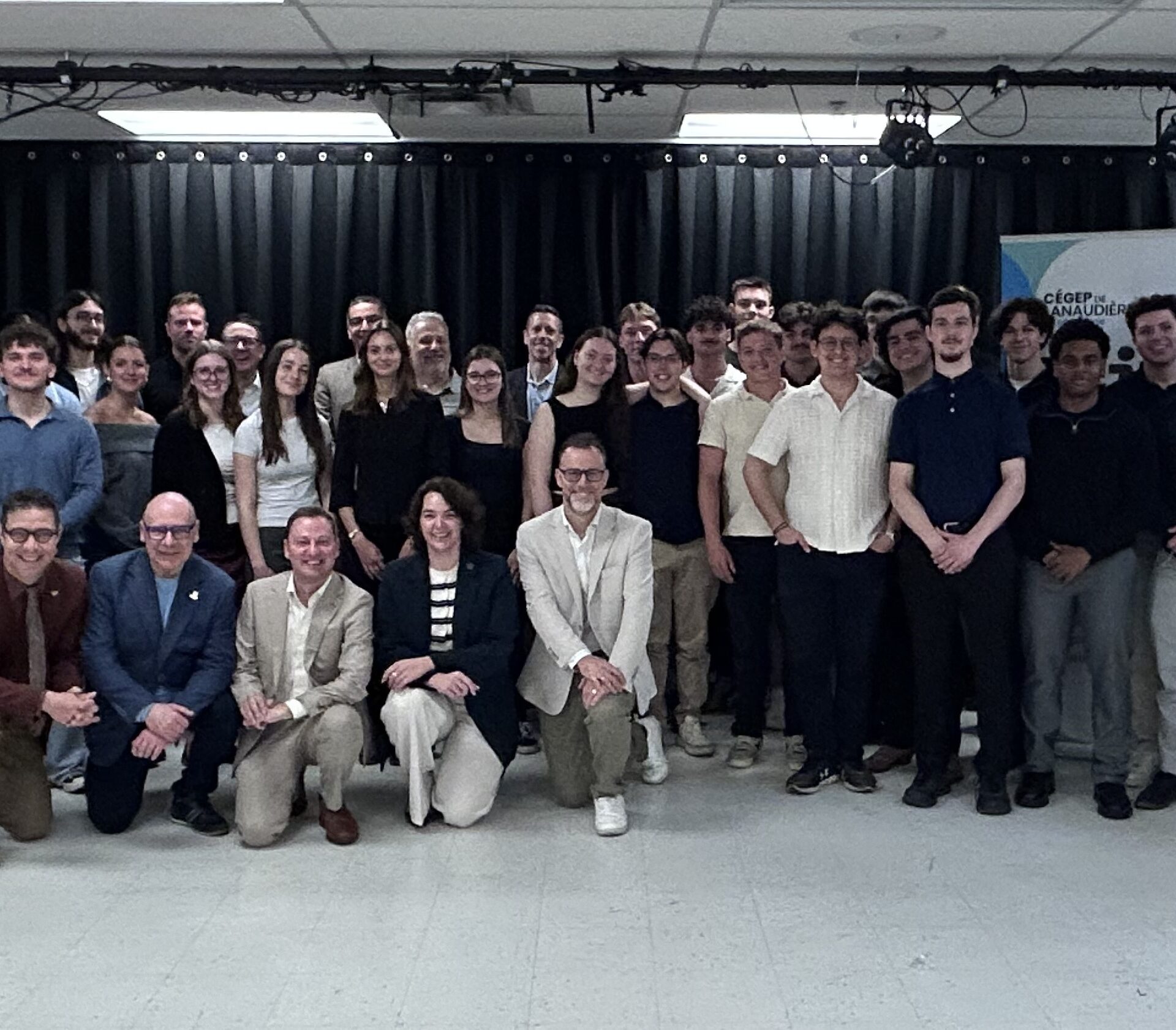 Remise des bourses le 19 mai. Photo gracieuseté 
