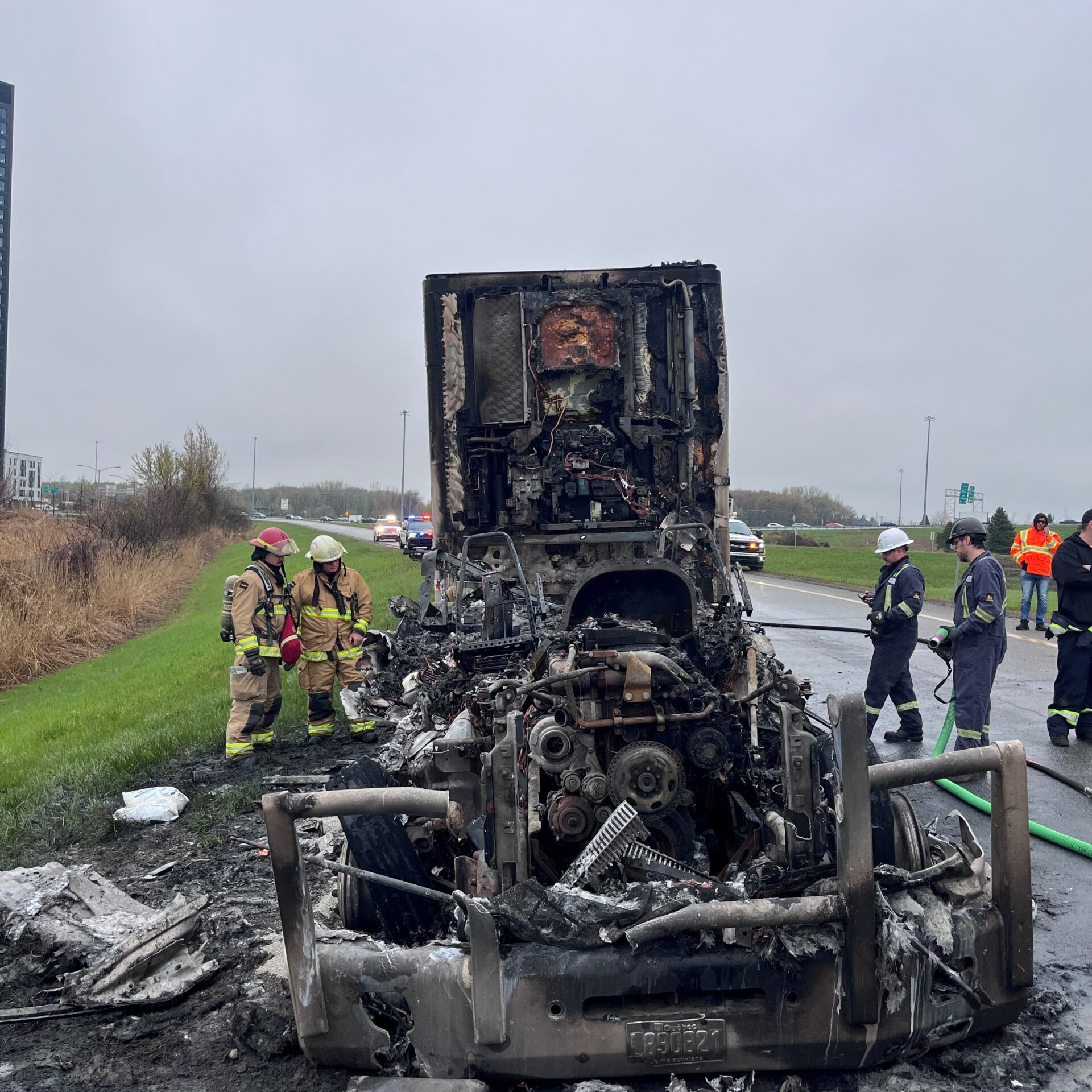 Le camion et sa cargaison ont été entièrement détruits. (Photo gracieuseté)