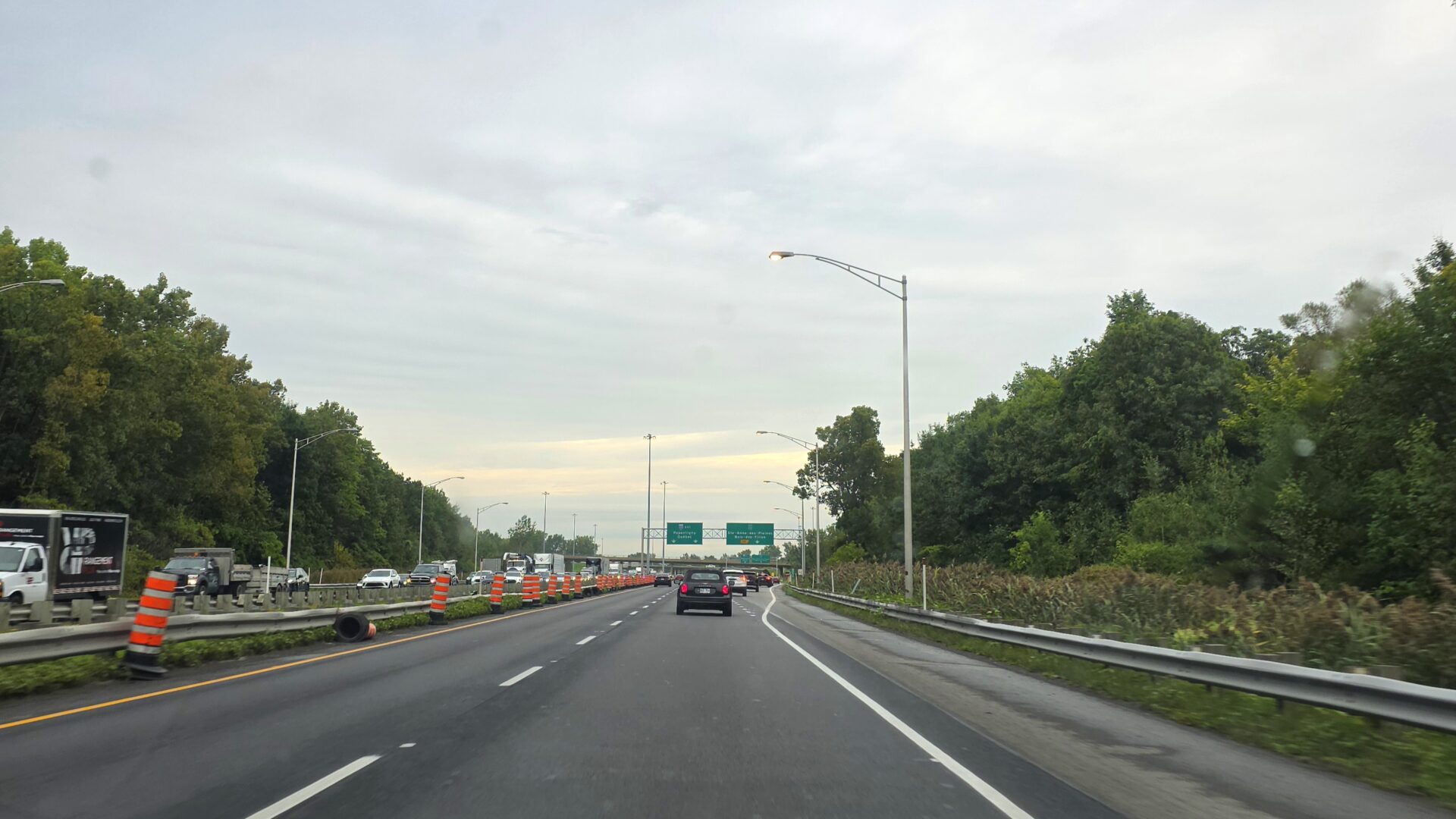 L'autoroute 640, à l'approche de la sortie 28 en direction est. (Photo Médialo)