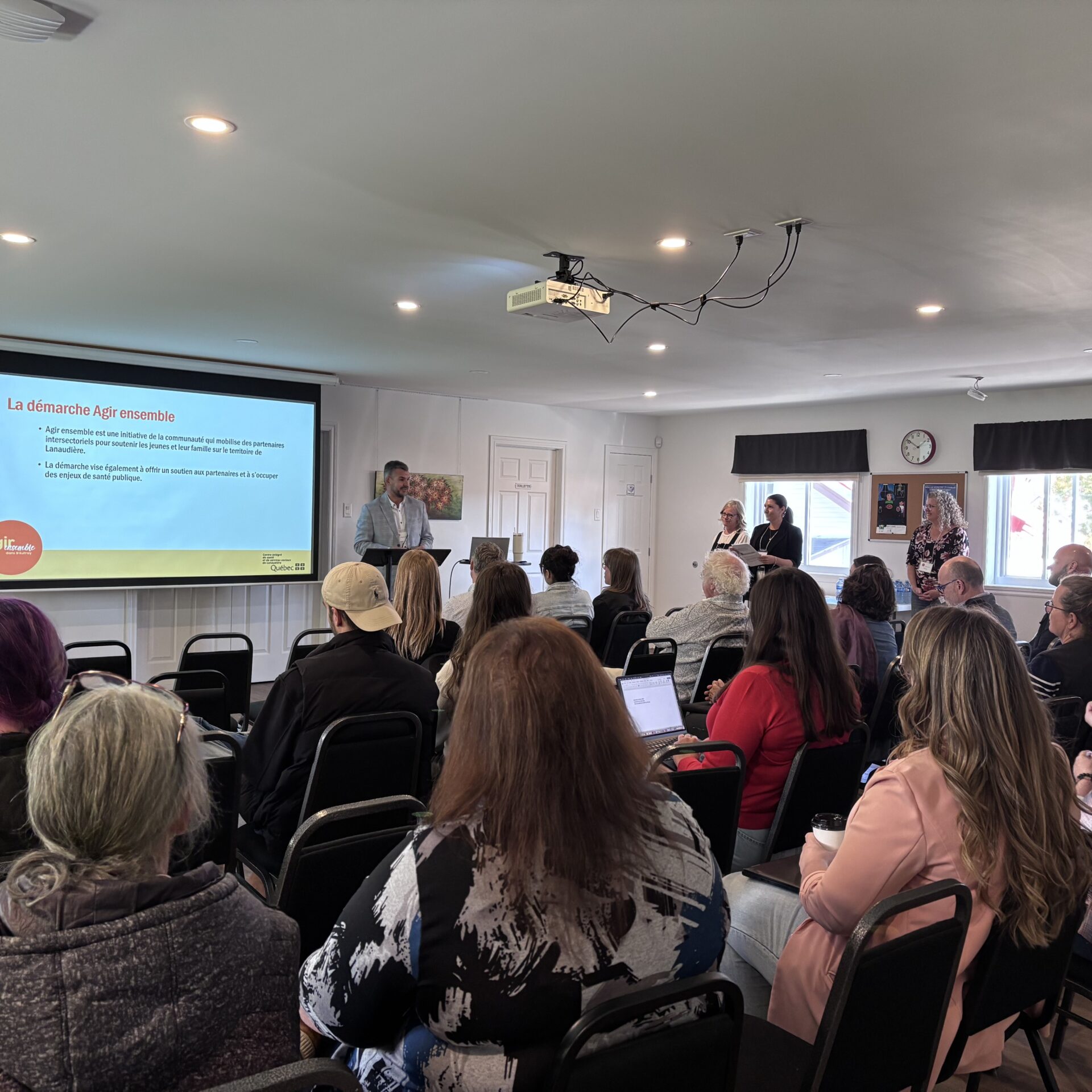 Le lancement de la démarche Agir ensemble. (Photo Médialo - Élise Brouillette)