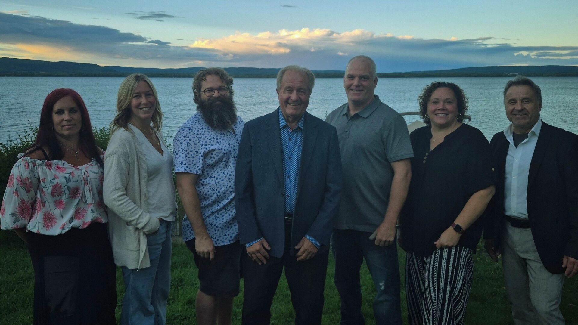 Gaétan Gravel en compagnie de son équipe. Photo gracieuseté
