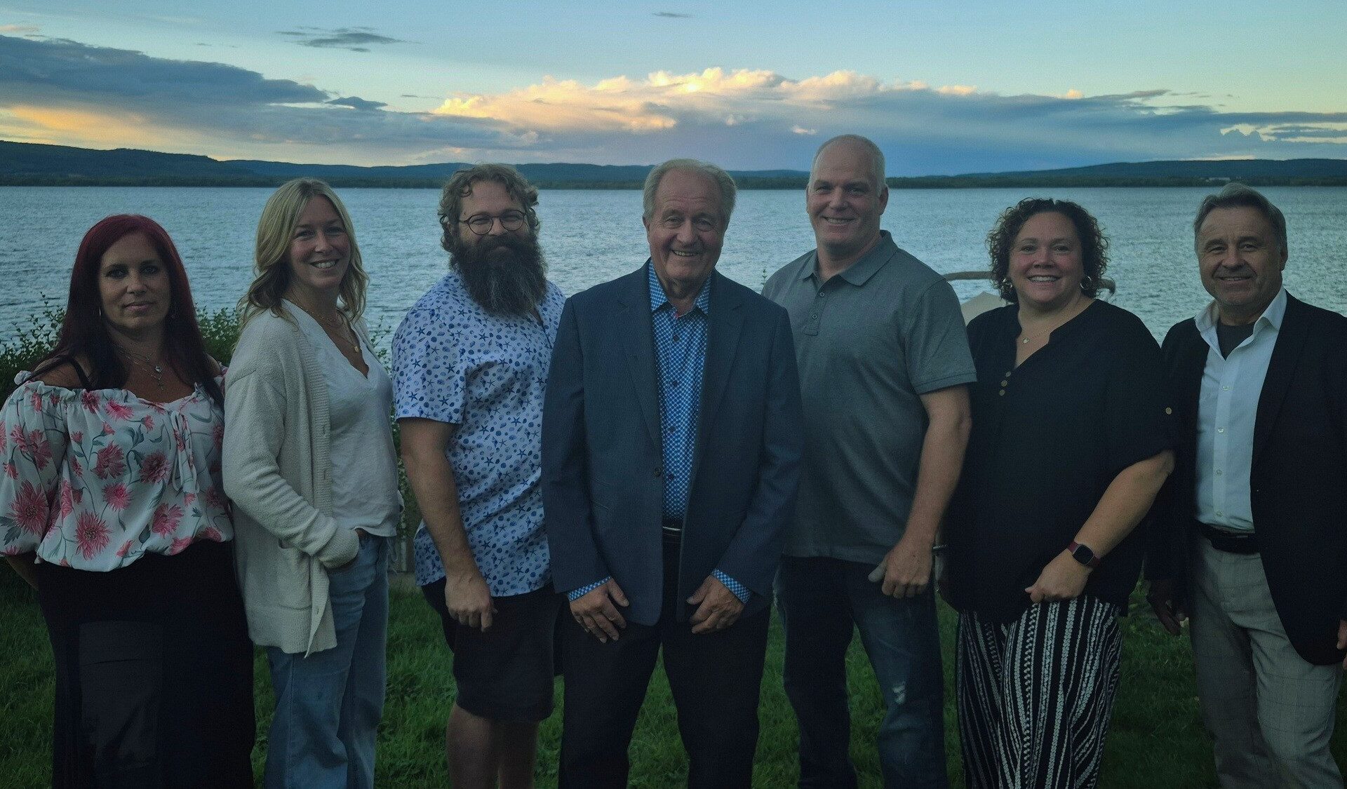 Gaétan Gravel en compagnie de son équipe. Photo gracieuseté