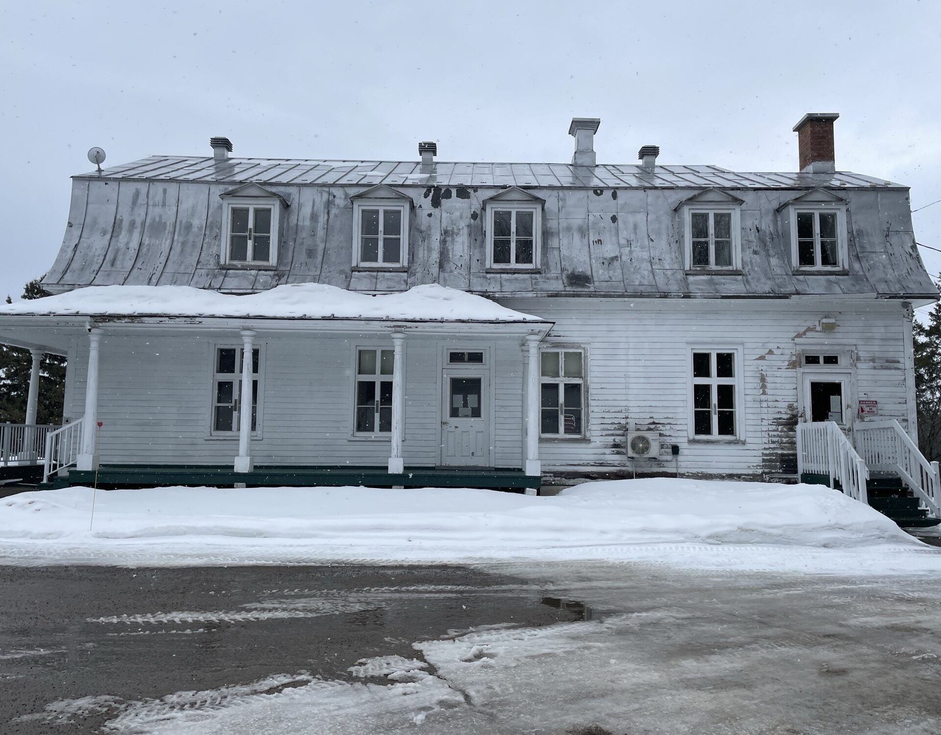 Une vue des travaux à réaliser au presbytère de Saint-Didace. (Photo gracieuseté)
